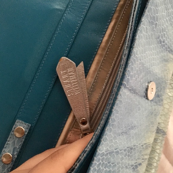 ✨Stuart Weitzman Croc Shoulder Purse✨ - Picture 5 of 6